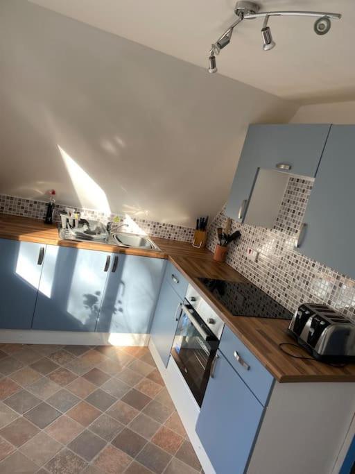3 Bedroom Lodge With Hot Tub On Lovely Quiet Holiday Park In Cornwall Gunnislake Dış mekan fotoğraf