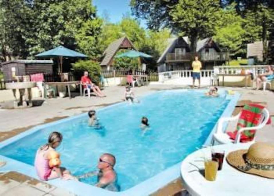 3 Bedroom Lodge With Hot Tub On Lovely Quiet Holiday Park In Cornwall Gunnislake Dış mekan fotoğraf